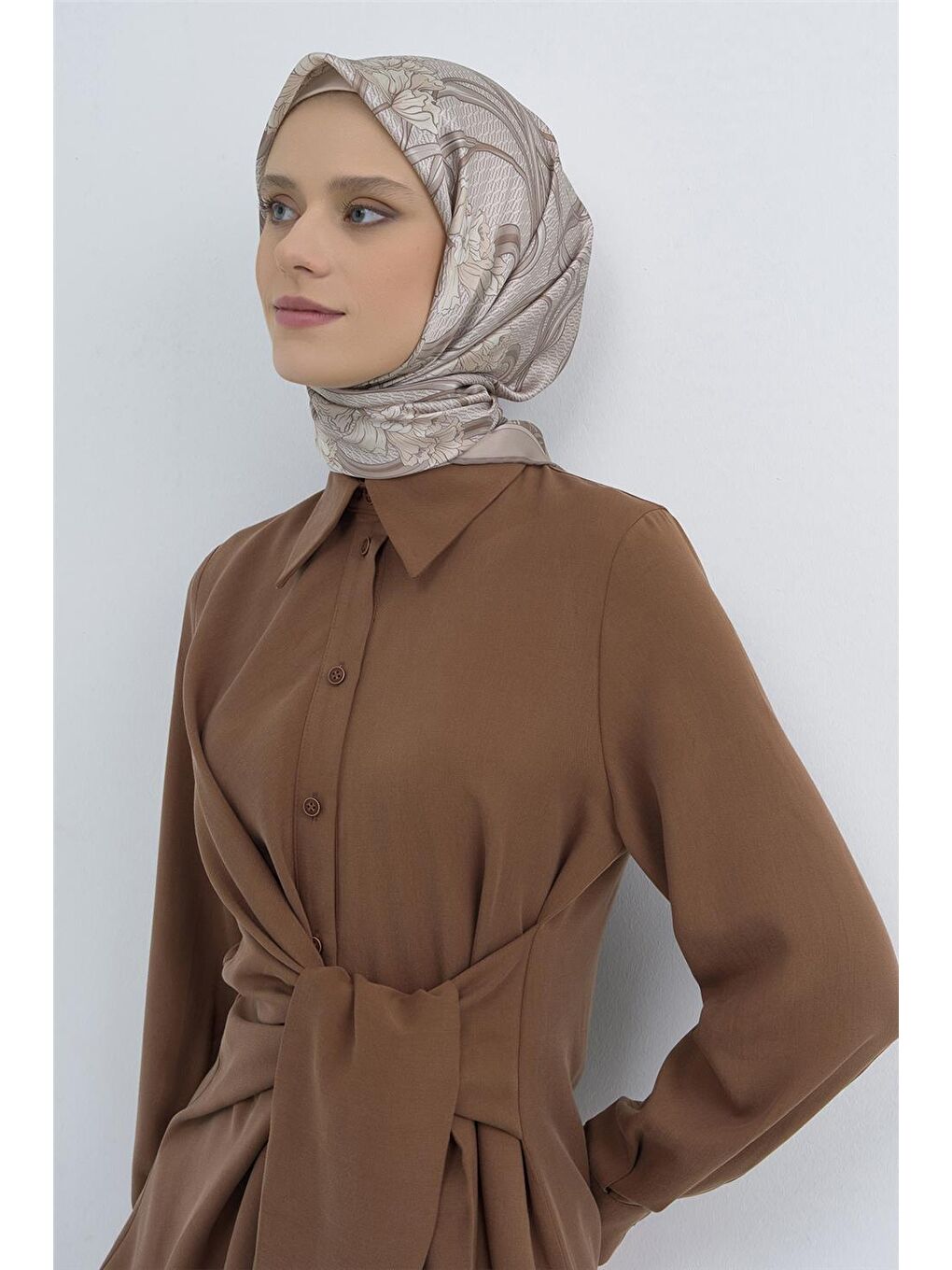 Bej Saf İpek Sura Eşarp 9512D 01