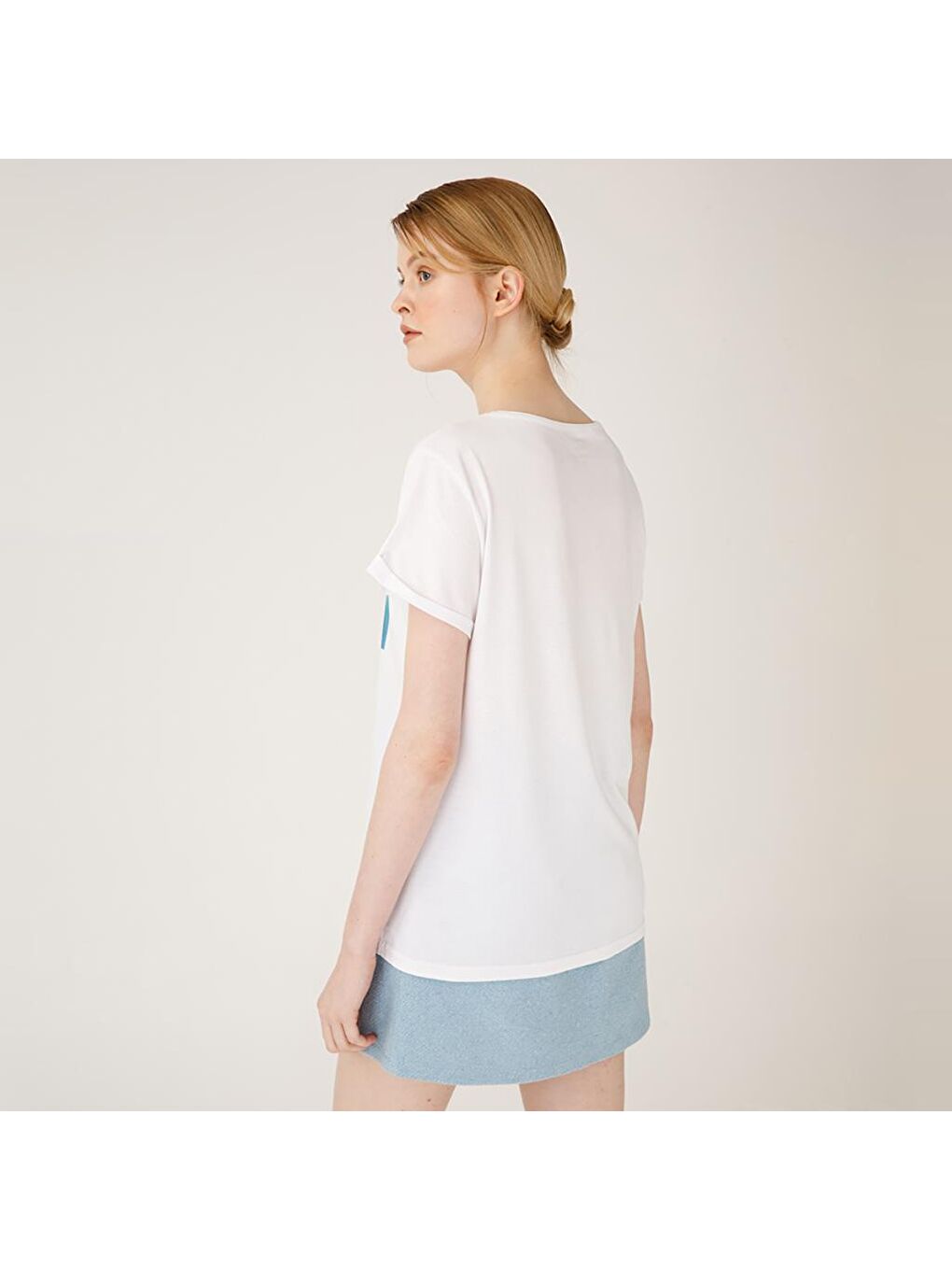 Beyaz Faces Happy Kadın T-Shirt-6