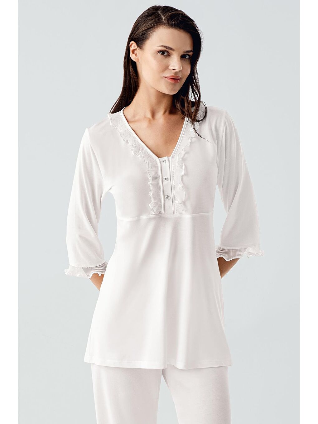 Ekru Truvakar Kollu Dantelli Düğmeli Esnek Viskoz Pijama Takım 17217-1