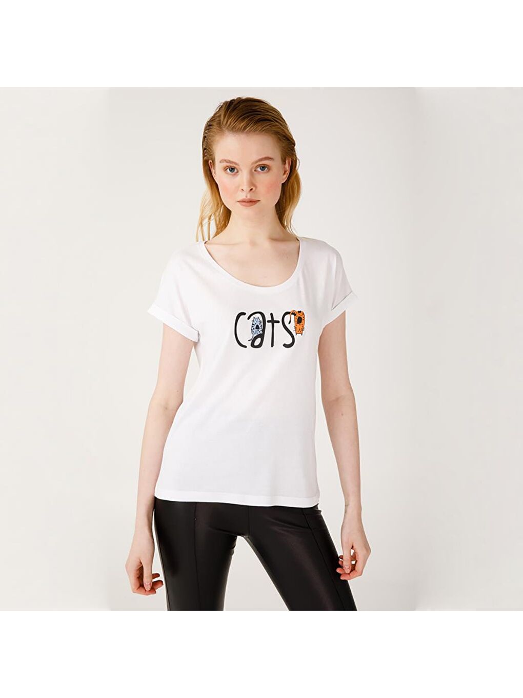Beyaz Muzur Kediler T-shirt-3