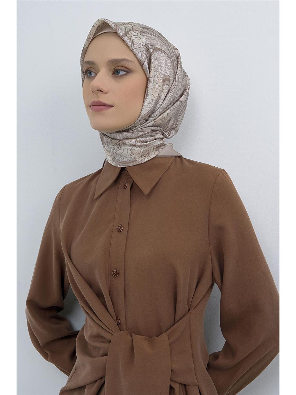 Bej Saf İpek Sura Eşarp 9512D 01-2