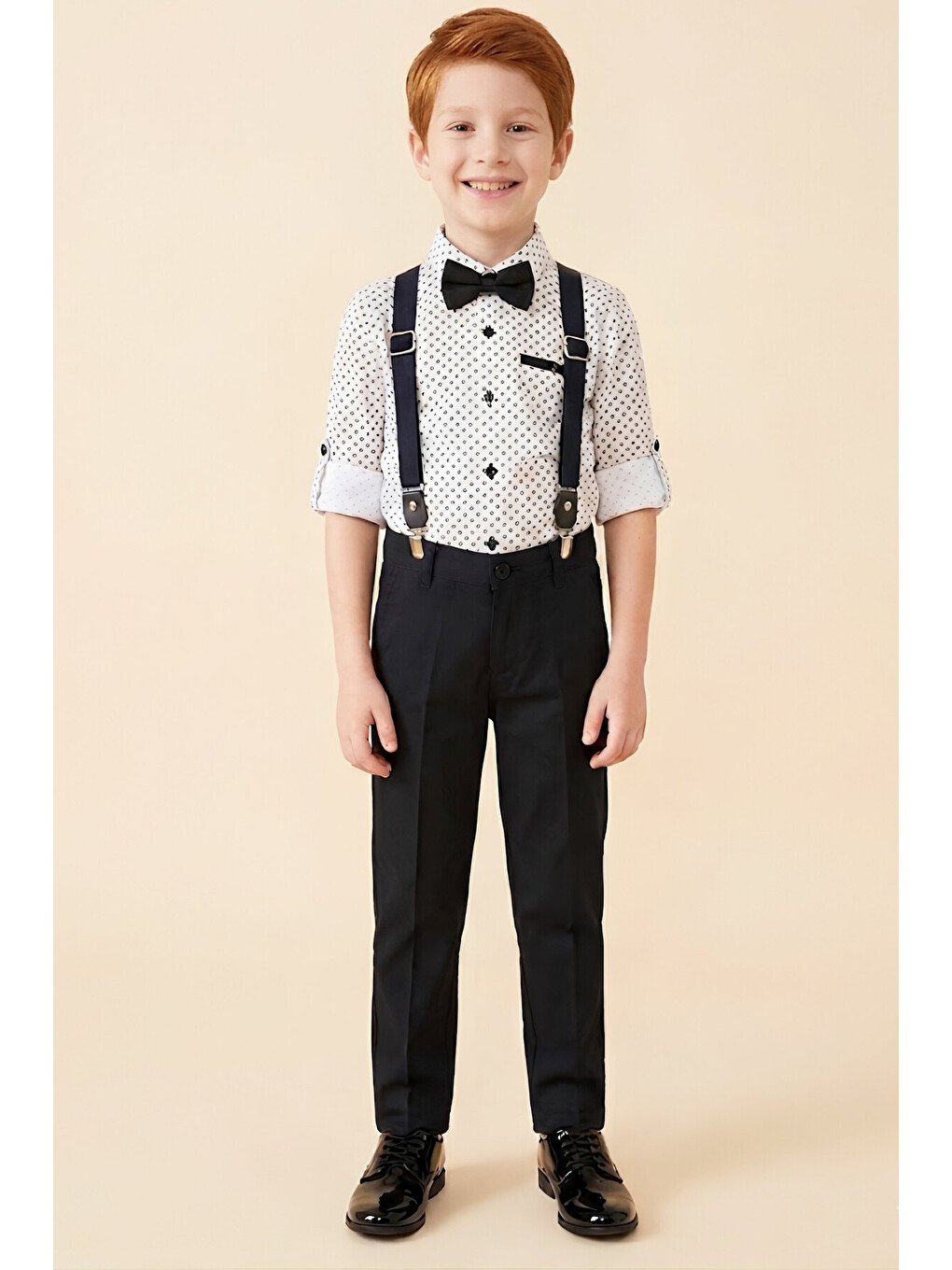 Siyah Erkek Çocuk 4'lü Takım Set (Pantolon+Gömlek+Askılı Kemer+Papyon) 12660-1