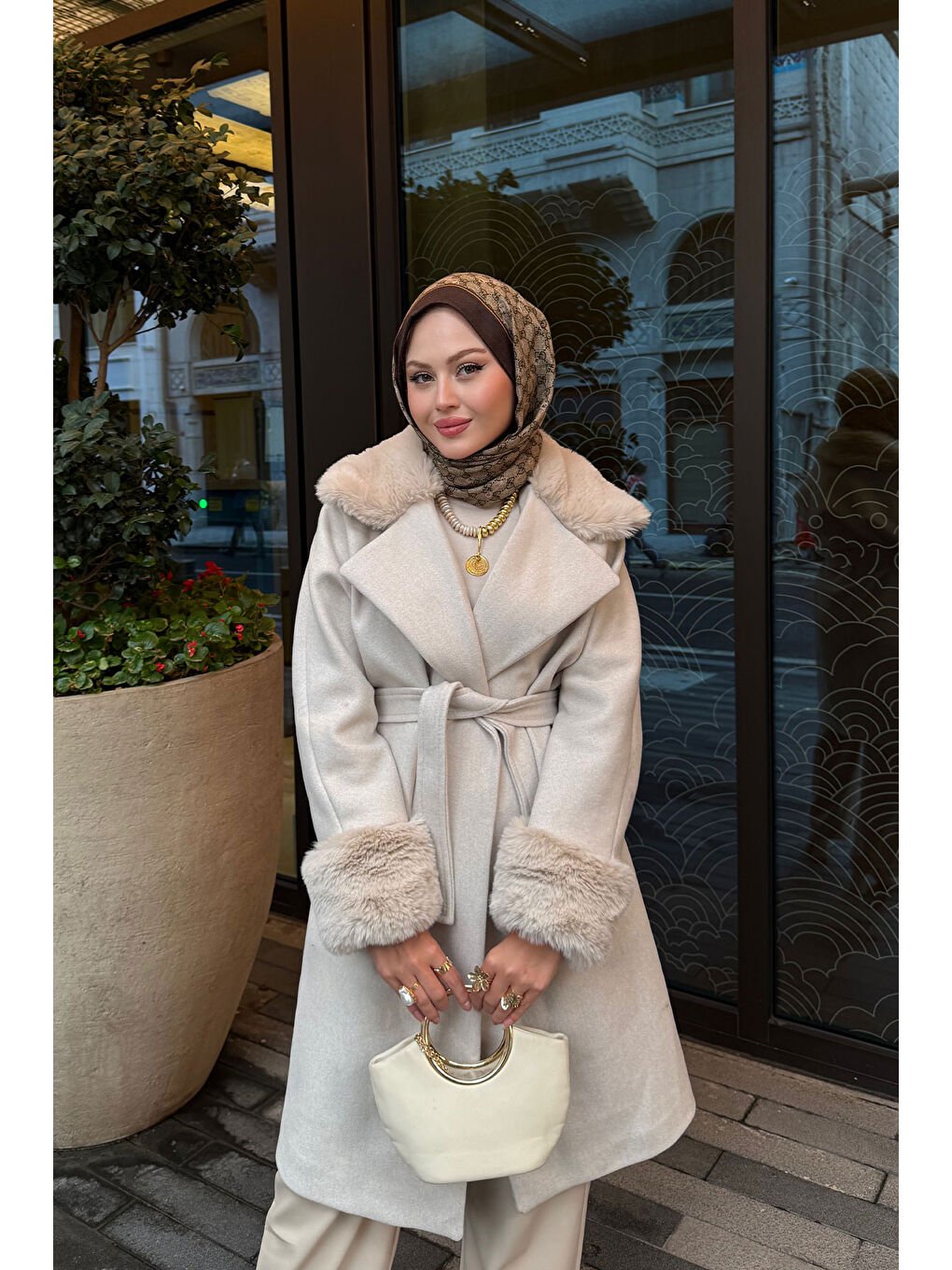 Ekru Kadın Kürk Detay Kaban Krem-1