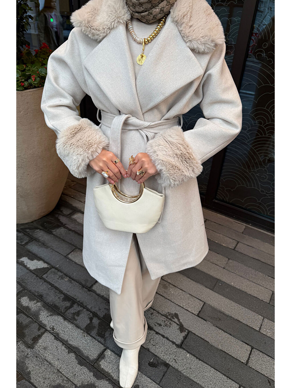 Ekru Kadın Kürk Detay Kaban Krem-4