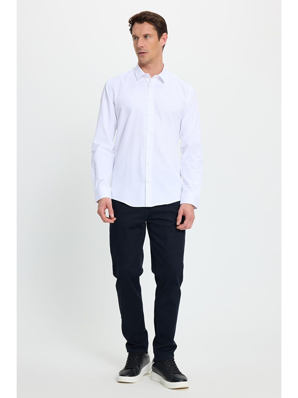 Modern Slim Fit Uzun Kollu Pamuklu Kolay Ütü Armürlü Beyaz Erkek Gömlek-3