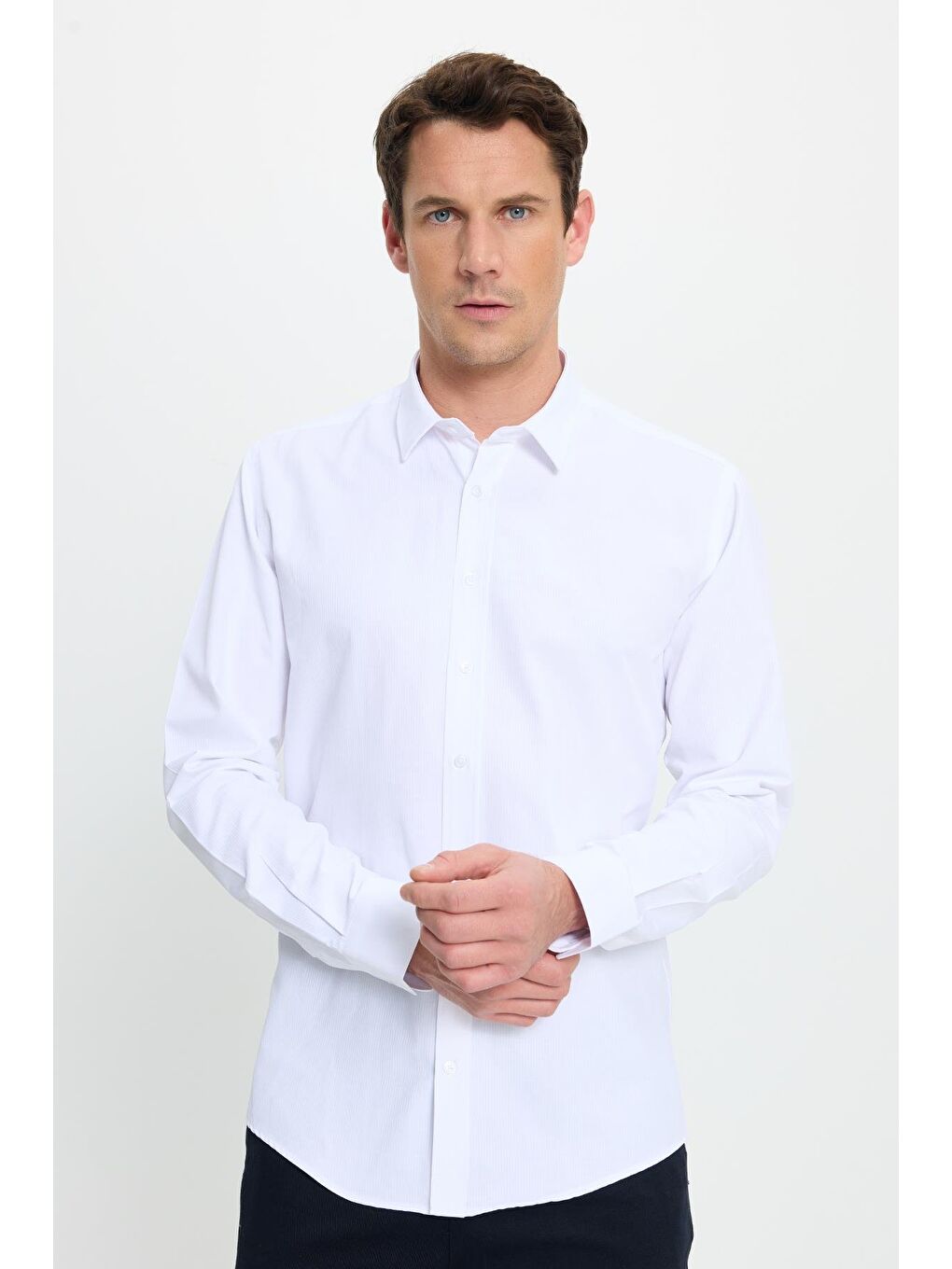 Modern Slim Fit Uzun Kollu Pamuklu Kolay Ütü Armürlü Beyaz Erkek Gömlek-4
