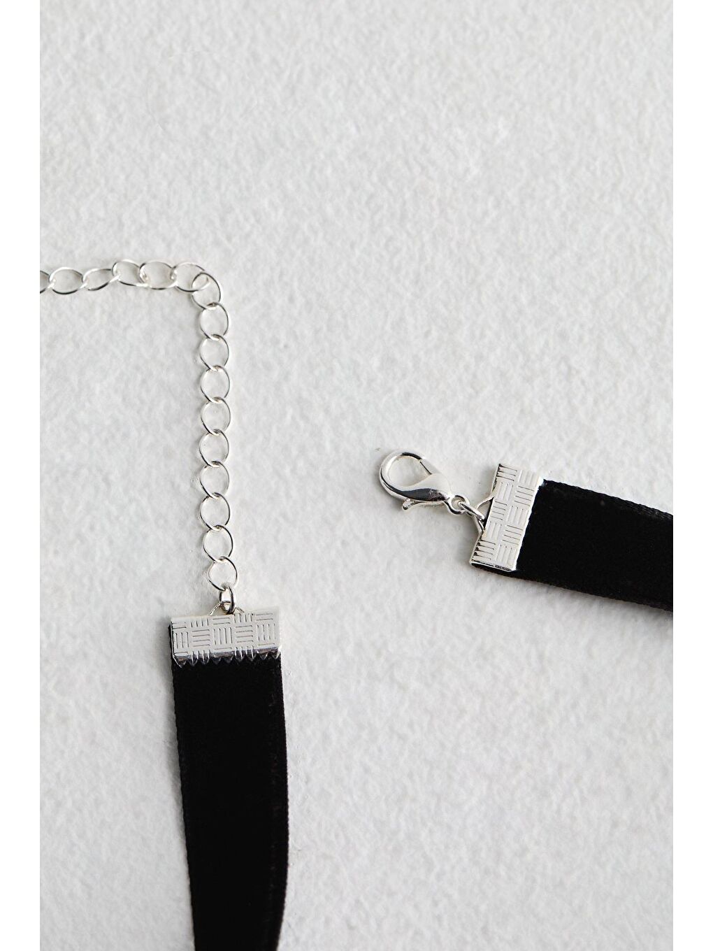 Siyah Kadife Choker Tasma Kolye-2