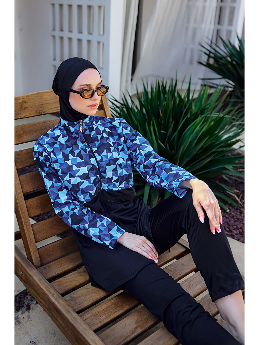 Tam Kapalı Tesettür Mayo Siyah R5100 Su