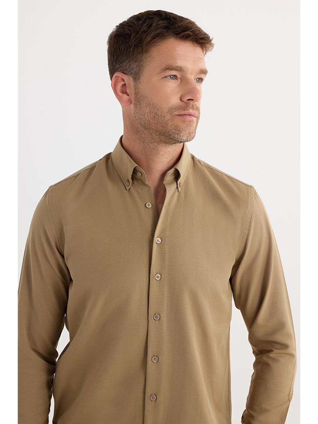Bej Regular Fit Düğmeli Yaka Pamuklu Kolay Ütü Oxford Düz Erkek Vizon Gömlek-3