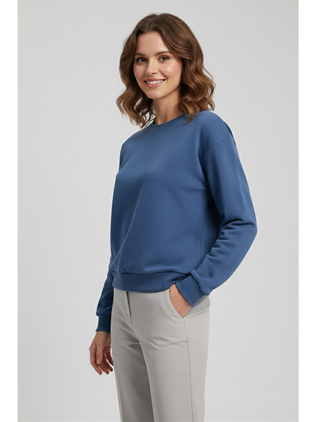 İndigo Kadın Bisiklet Yaka Oversize Sweatshirt Indigo - 27955-INDIGO