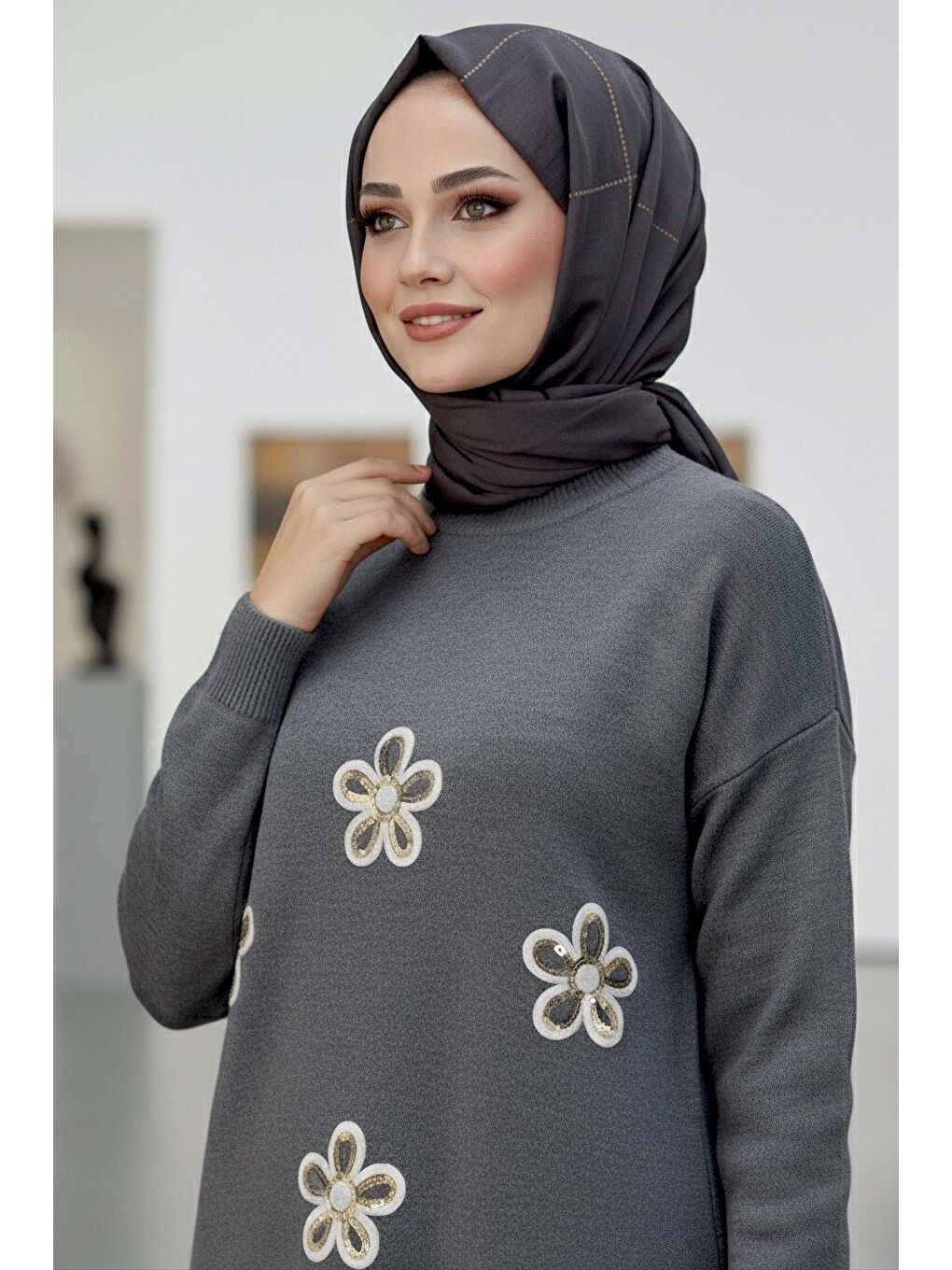 Çiçek Nakışlı İkili Triko Takım Antrasit - 27998-ANTRASIT-1