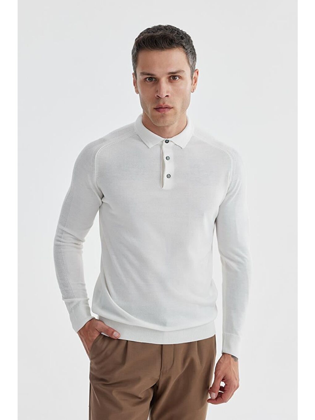 Ekru Slim Fit Yünlü Desenli Polo Yaka Triko