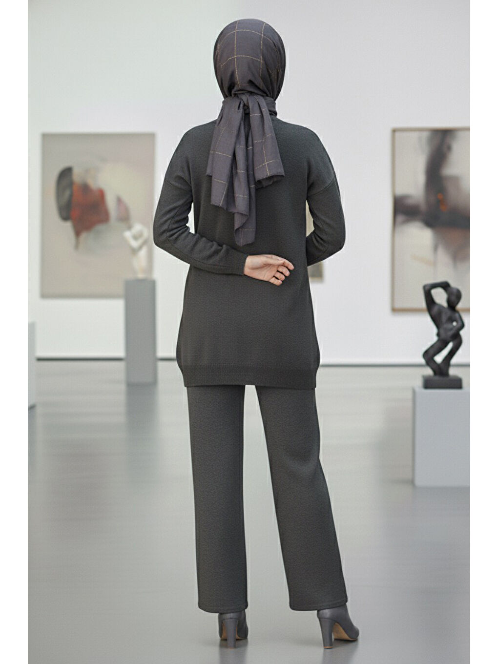 Çiçek Nakışlı İkili Triko Takım Antrasit - 27998-ANTRASIT-3