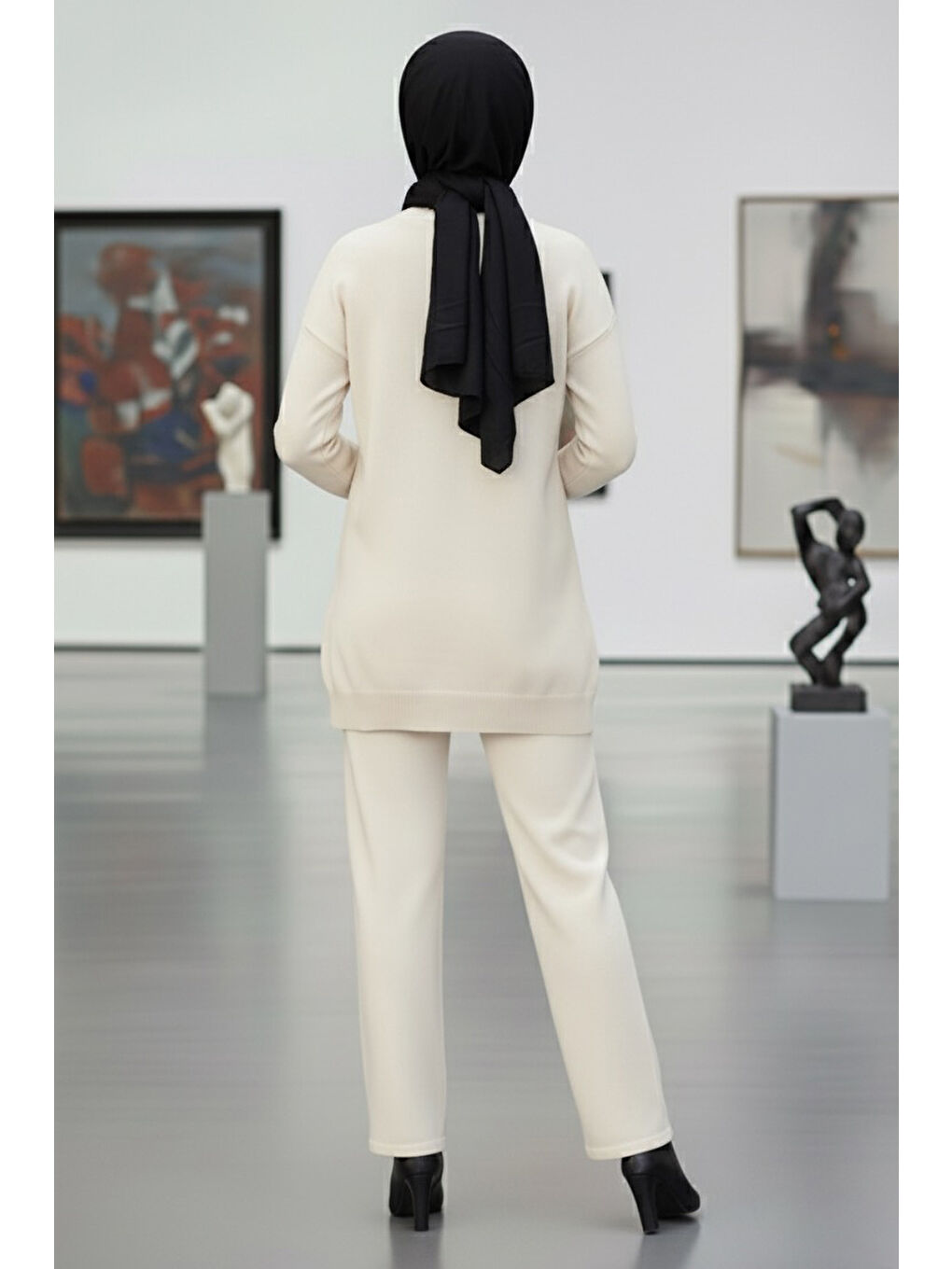 Çiçek Nakışlı İkili Triko Takım Ekru - 27998-EKRU-2