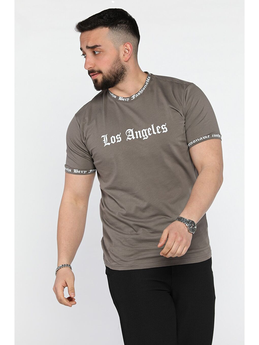 Bej Erkek Bisiklet Yaka Yazı Baskılı Tişört-1