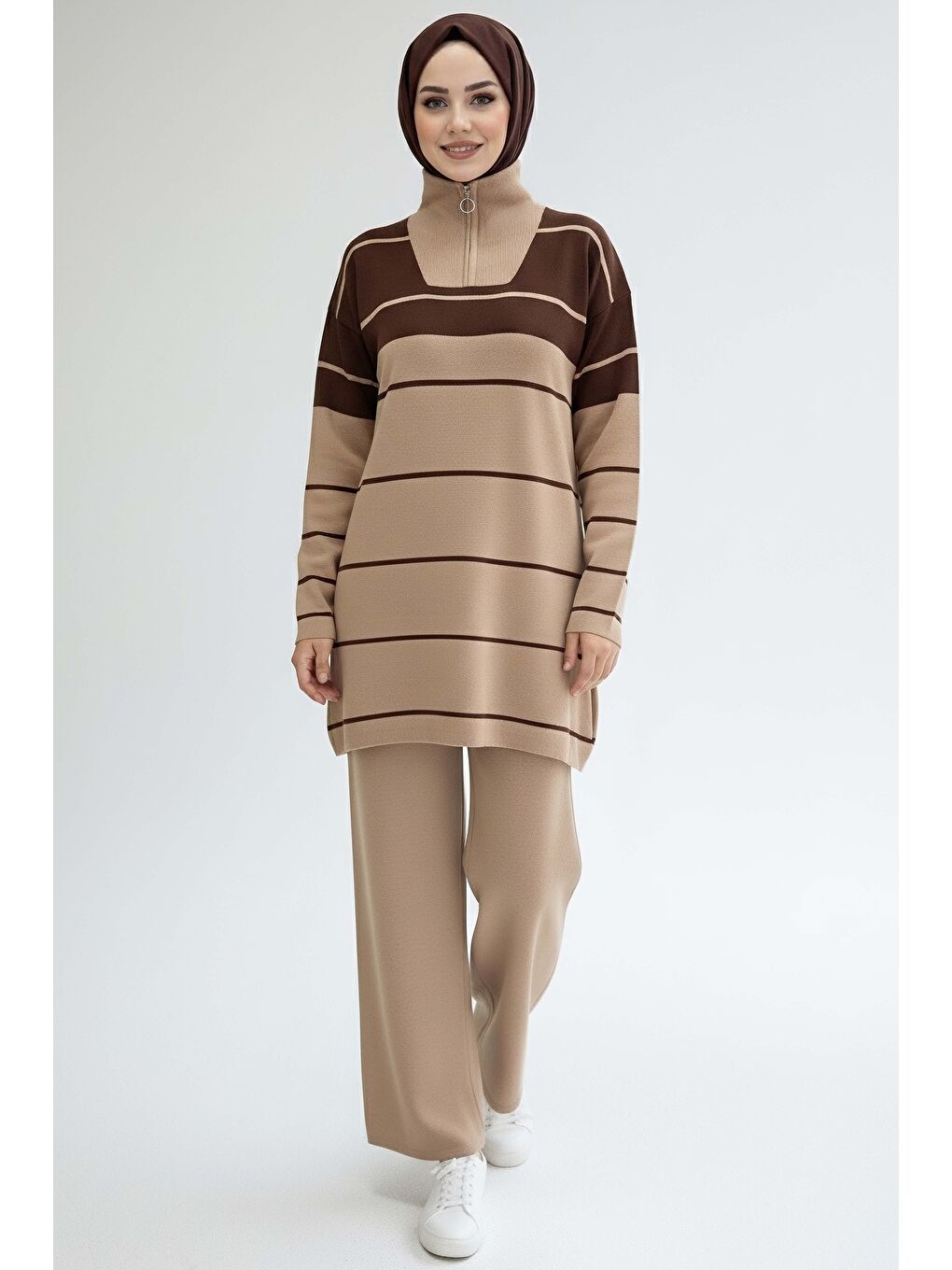 Bej Çizgili Fermuarlı Triko Takım Vizon - 27997-VIZON