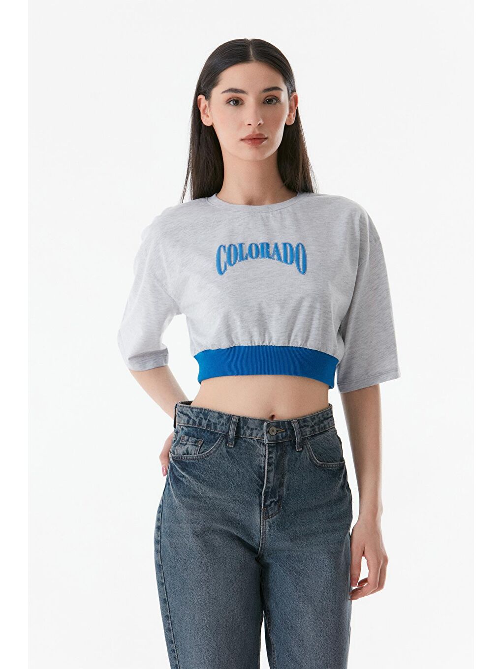 Gri Baskılı Ribana Crop Tişört