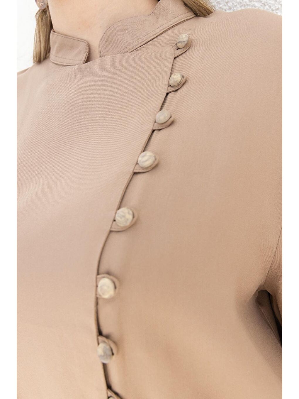 Bej Vizon-Yarım Patlı Yırtmaçlı Keten Tunik-3