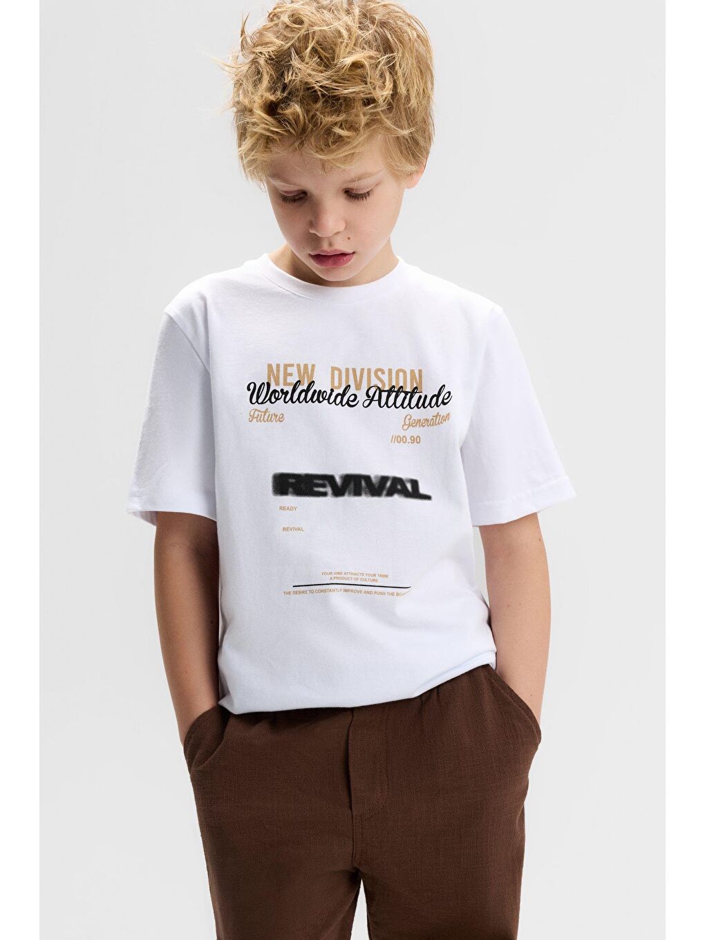 Karışık Erkek Çocuk Pamuklu Kahverengi Ceket Pantolon Ve T-Shirt 3'Lü Takım - Modern Stil-5