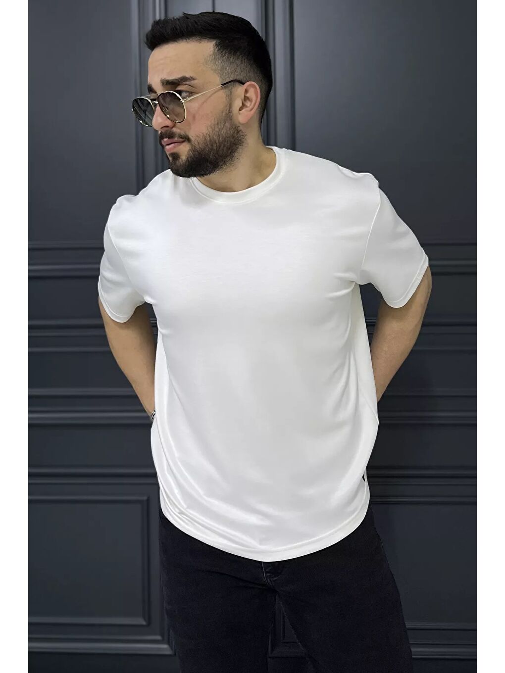 Ekru Erkek Bisiklet Yaka Tişört-1