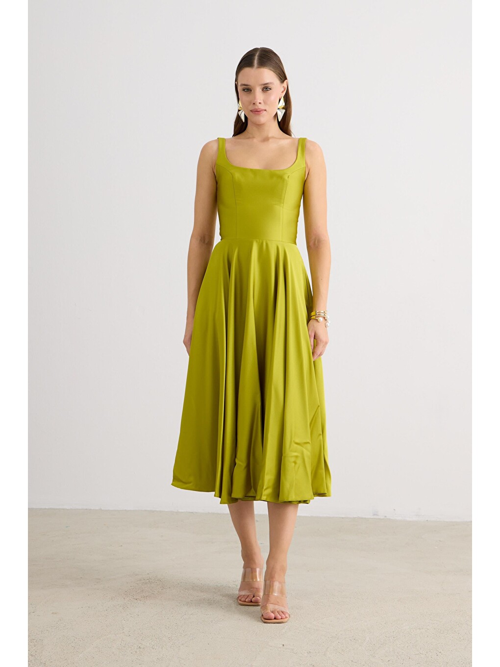 Fıstık Yeşili Sırt Dekolteli Midi Saten Abiye Elbise-1