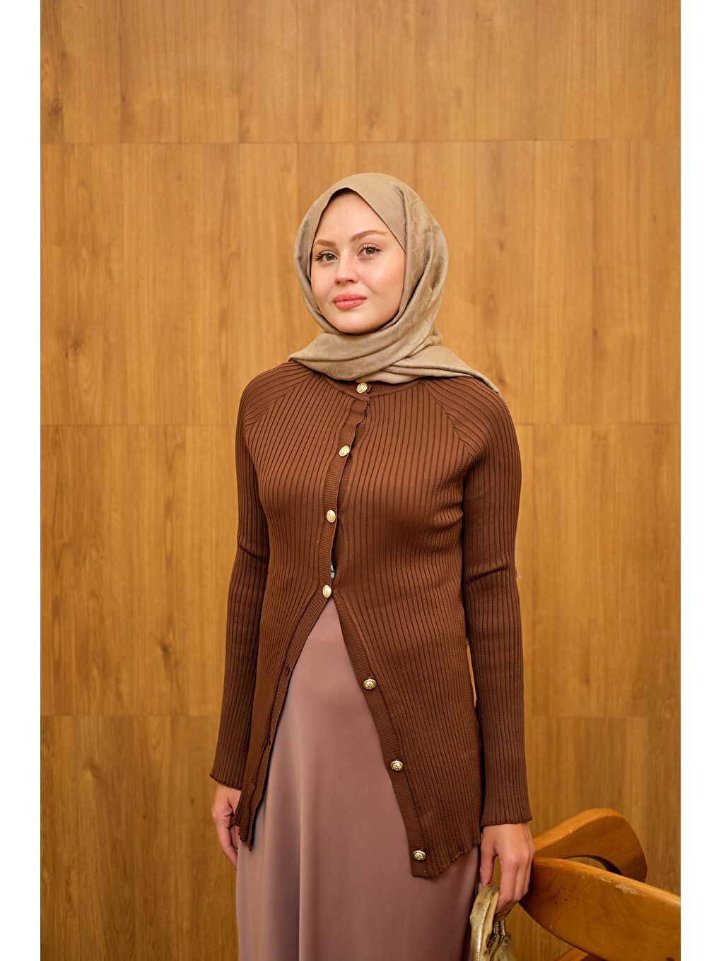 Kadın Kabartma Çizgi Detaylı Hırka Kahverengi-1