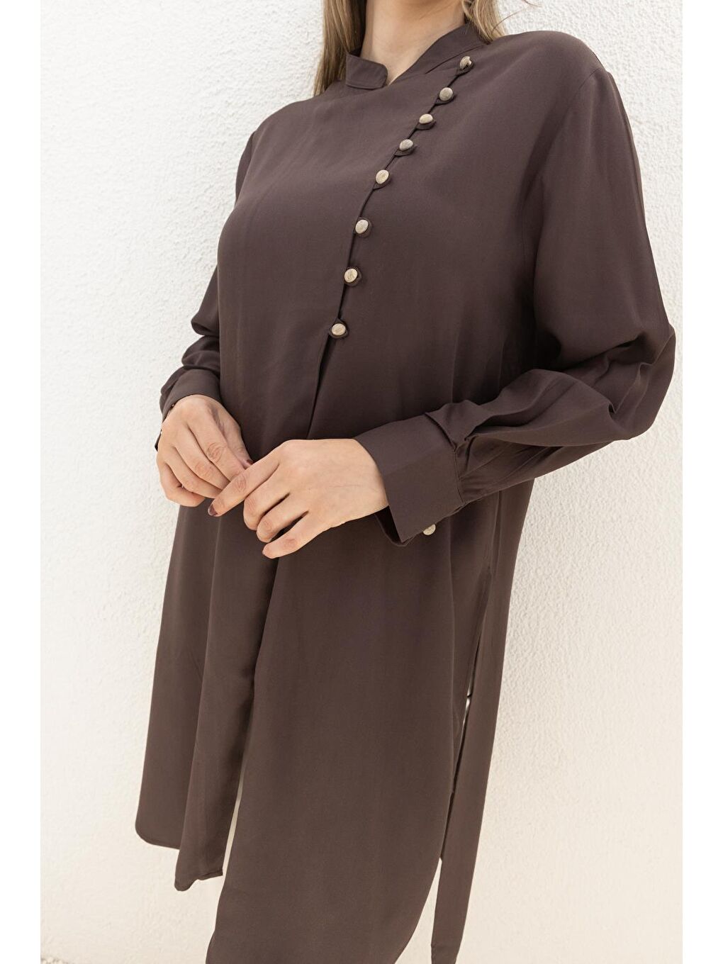 Kahverengi Kahve-Yarım Patlı Yırtmaçlı Keten Tunik-3