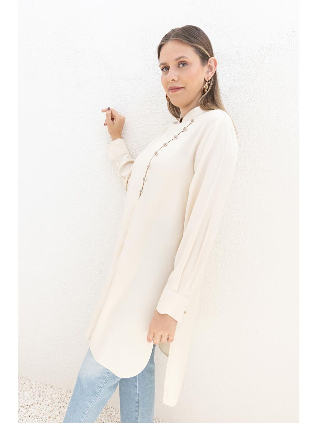 Ekru-Yarım Patlı Yırtmaçlı Keten Tunik-1