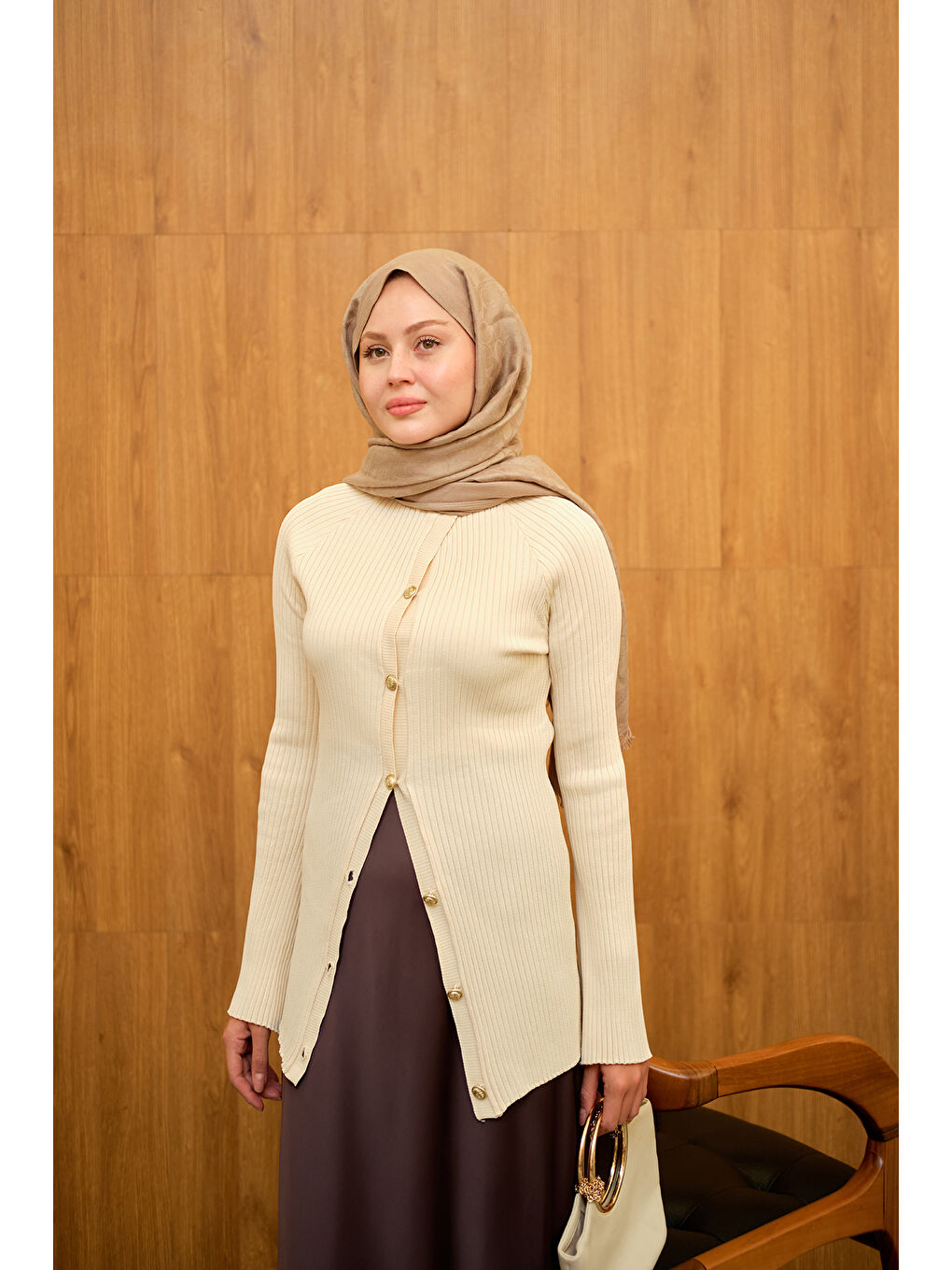 Ekru Kadın Kabartma Çizgi Detaylı Hırka Krem