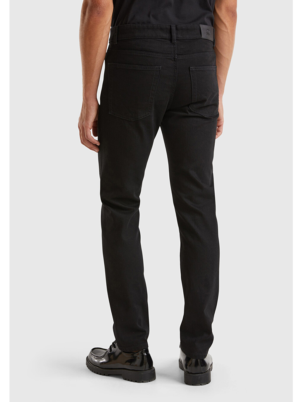 Erkek Siyah Pamuk Karışımlı Arkası Logo Etiketli Cepli Denim Jean Pantolon-2