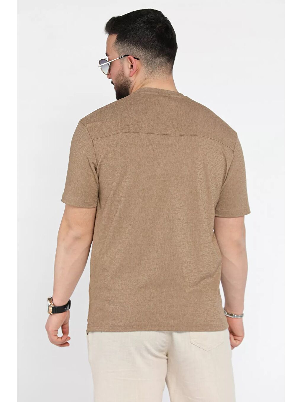 Bej Bisiklet Yaka Kendinden Desenli Erkek Tişört-2