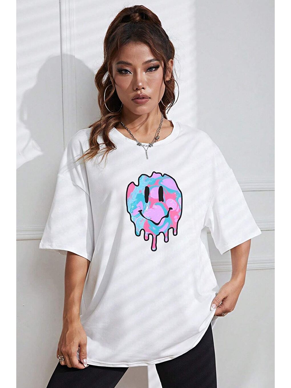 uyguntarz Beyaz Unisex Smile Baskılı Tasarım Tshirt