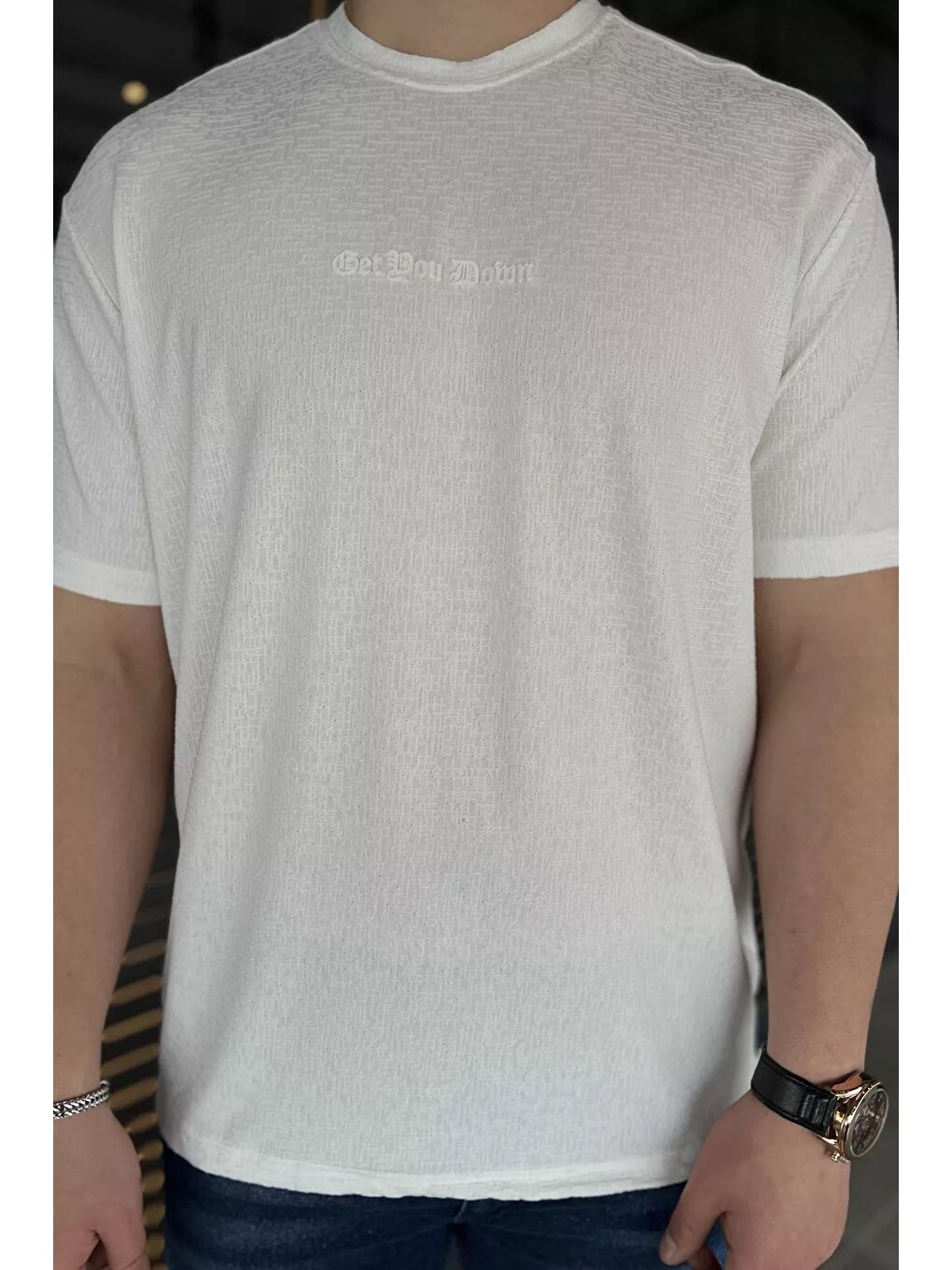 Ekru Bisiklet Yaka Kendinden Desenli Erkek Tişört-3