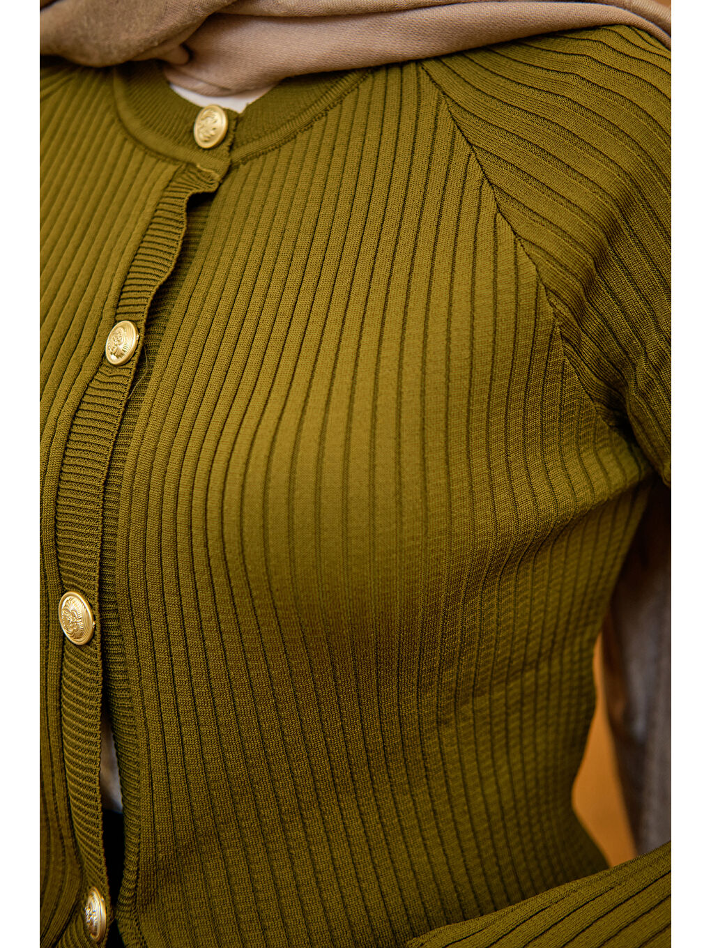 Kadın Kabartma Çizgi Detaylı Hırka Yağ Yeşil-4