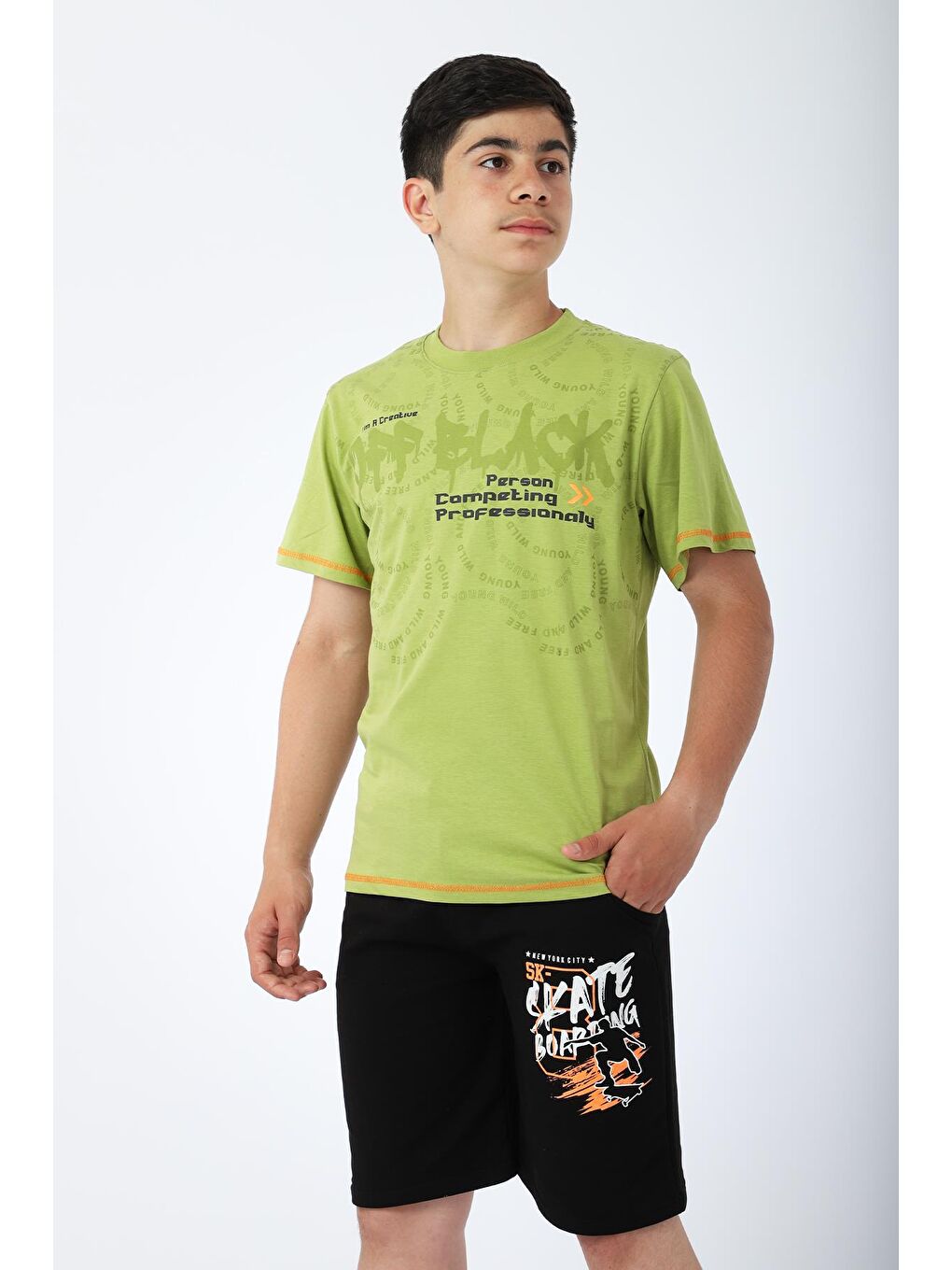 Yeşil Erkek Çocuk Tshirt Şort Yazlık Takım Kay Kay Baskılı