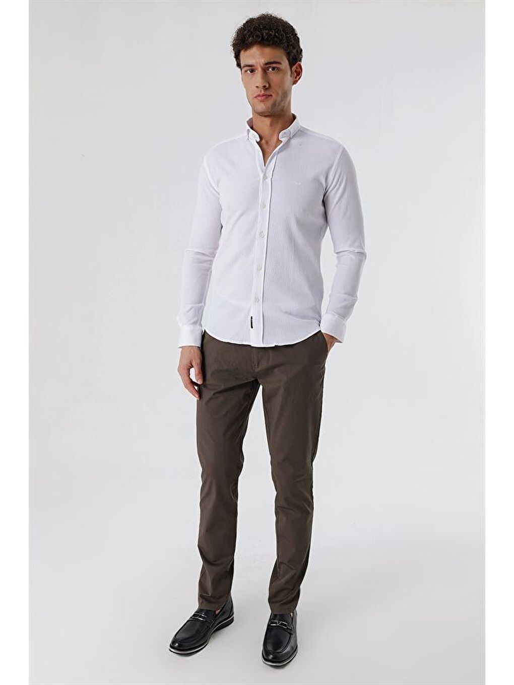 Beyaz Uzun Kollu Gofreli Cepsiz Pamuklu Elastanlı Klasik Slim Fit Dar Kesim Gömlek 1004230178-1