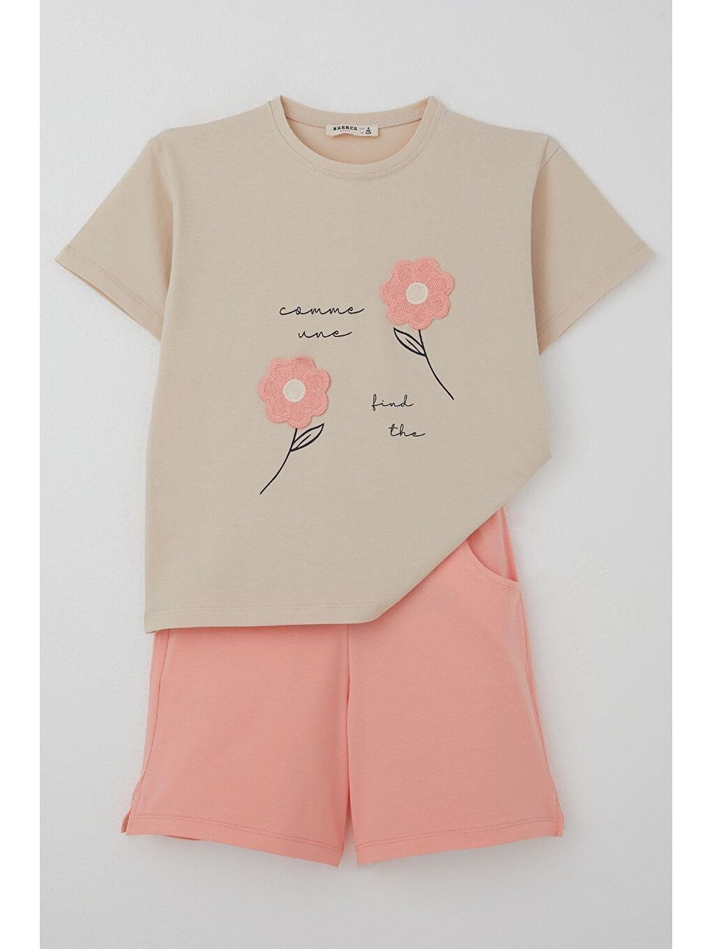 Kız Çocuk Şortlu Takım Örgü Çiçek İşlemeli Bej (6-12 Yaş)-1