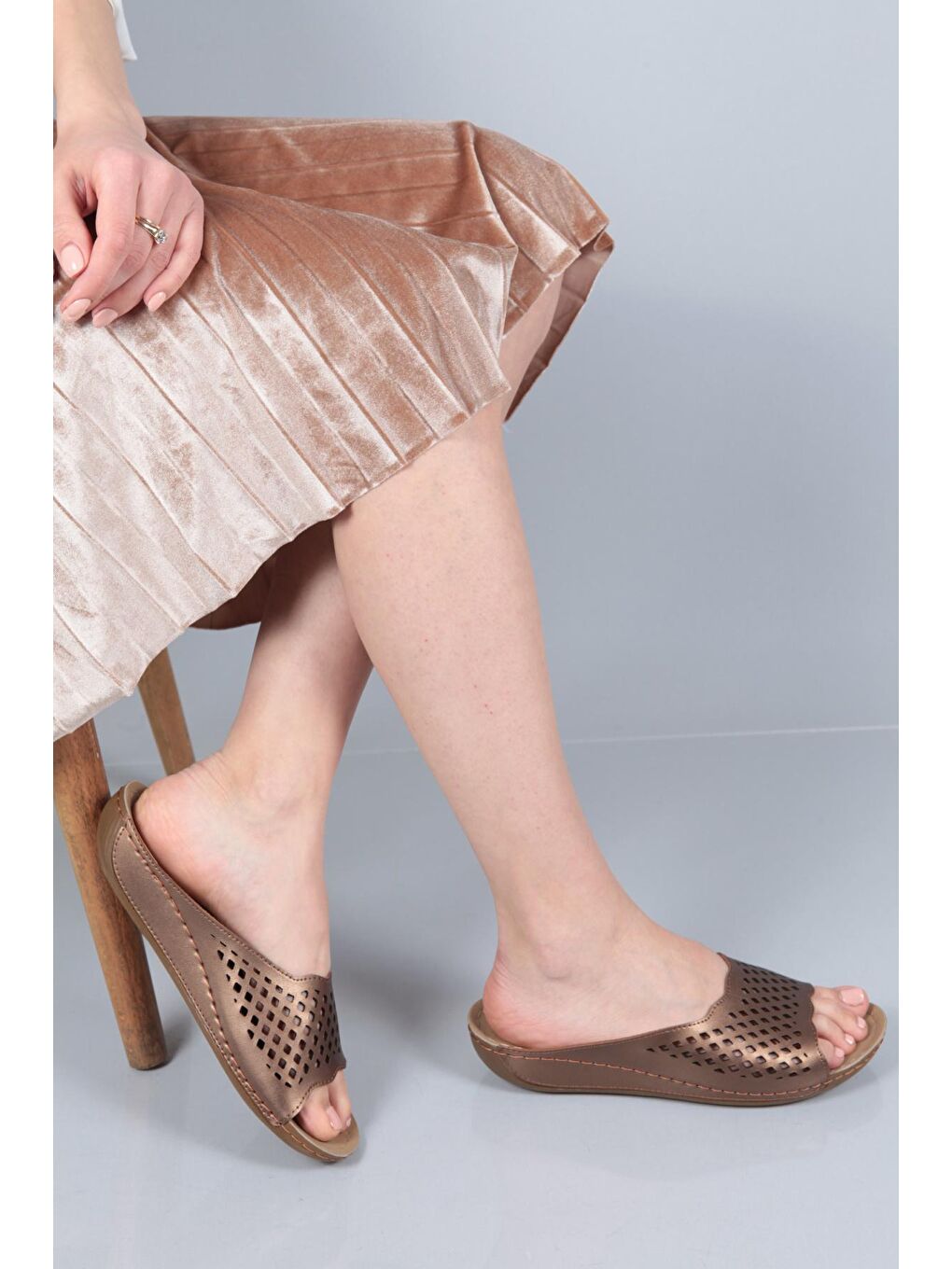 Turuncu Z0385 Kadın Konfor Anatomic Terlik-1