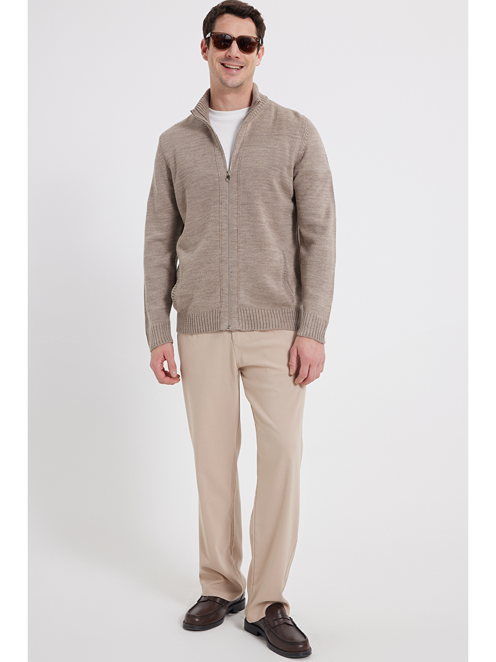 Erkek Standart Fit Normal Kesim Fermuarlı Kahverengi Hırka-1