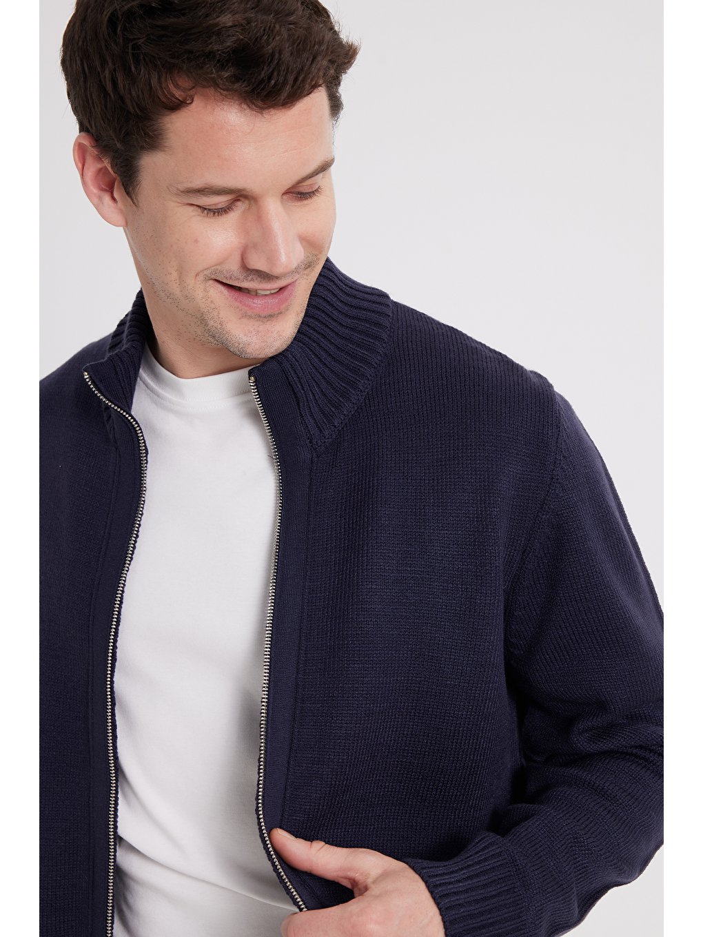 Erkek Standart Fit Normal Kesim Fermuarlı Lacivert Hırka-1