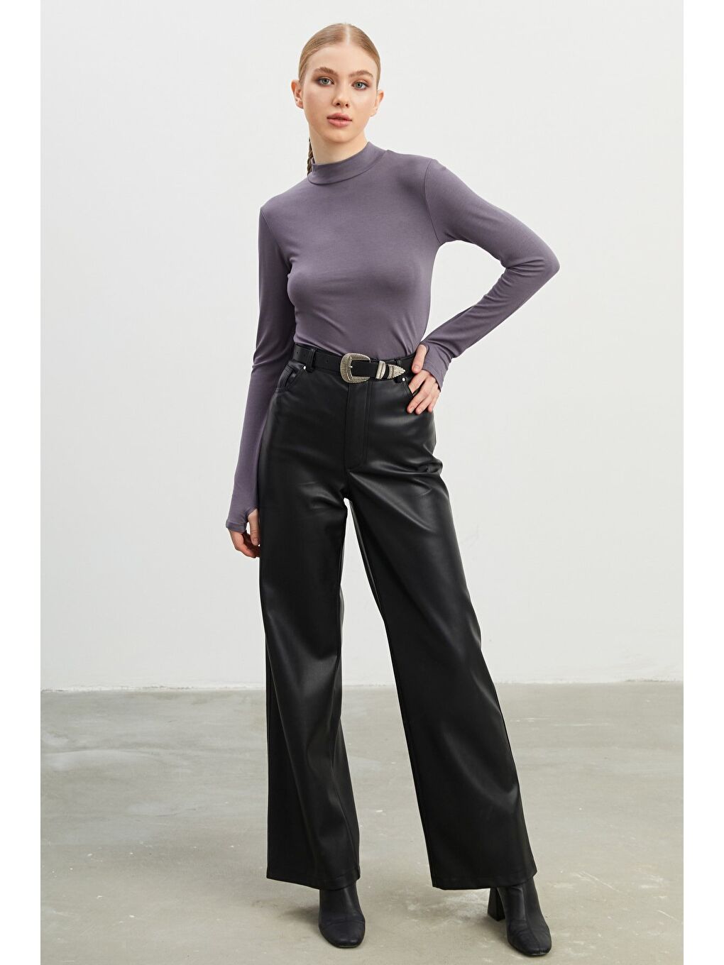 Kadın Beyaz Gri 2'li Parmak Detaylı Body-3