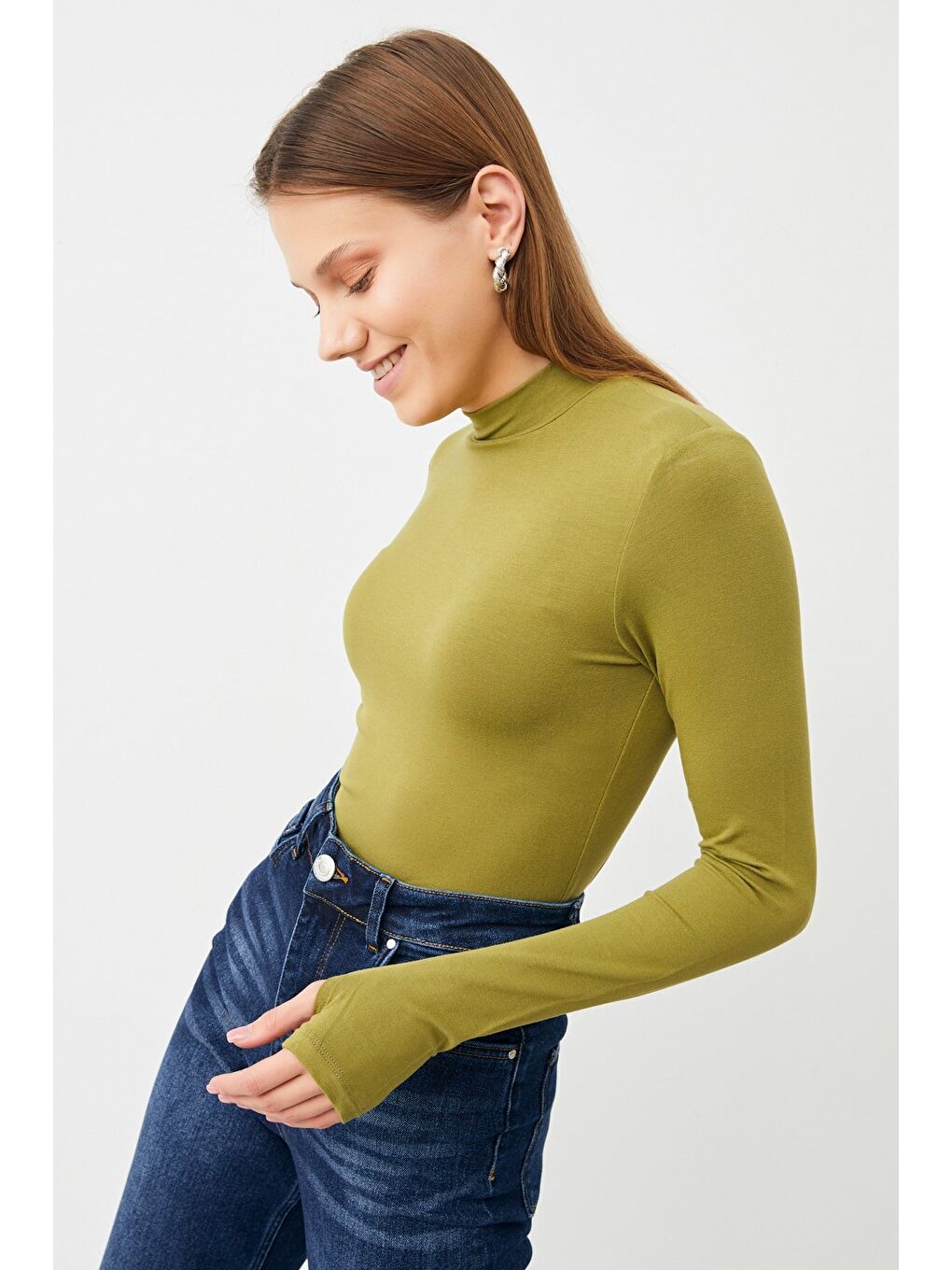 Kadın Yağ Yeşili Beyaz 2'li Parmak Detaylı Body-1