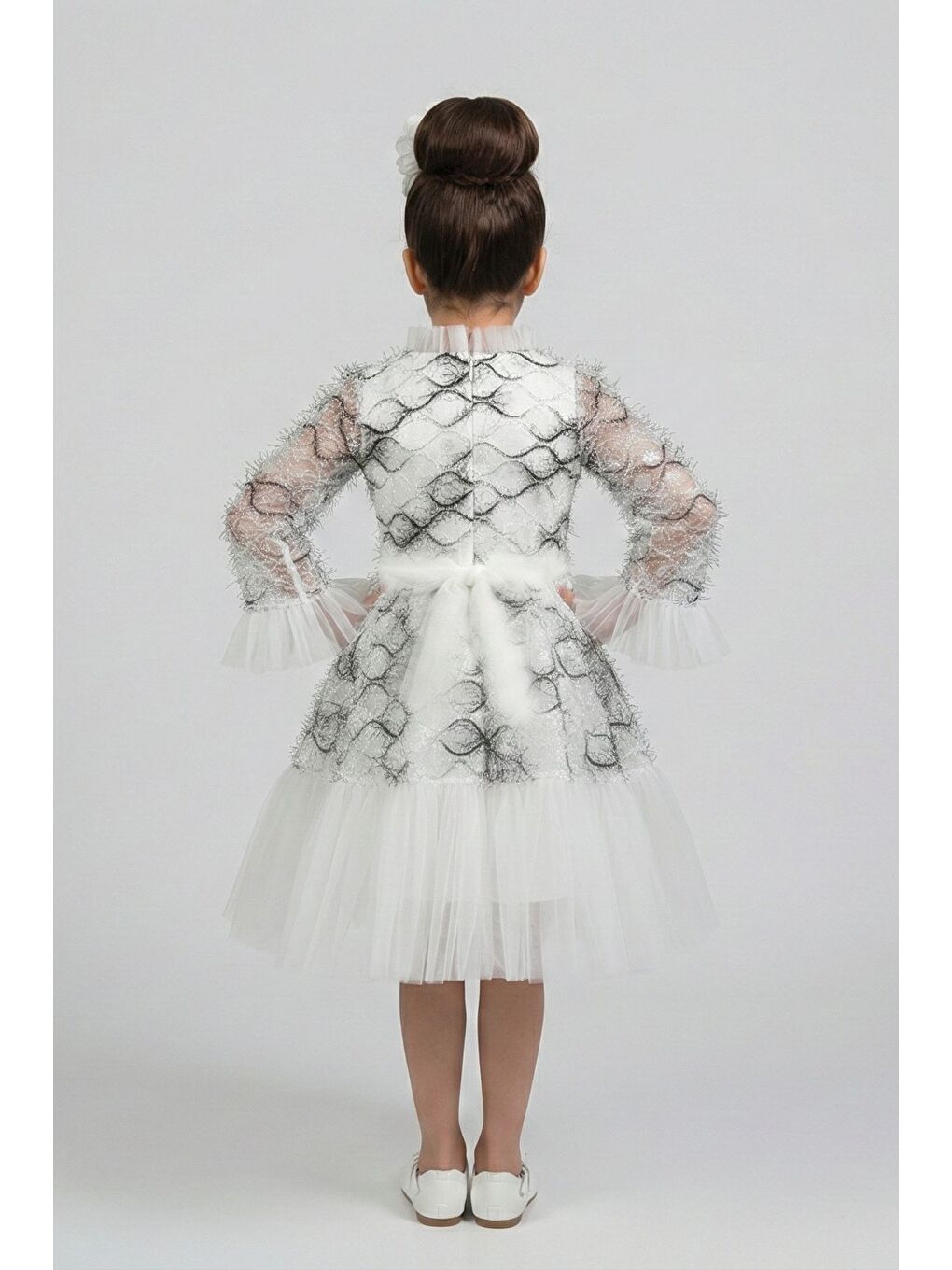 Siyah Kız Çocuk İspanyol Kol Tül Detaylı Kabarık Etekli Özel Düğün Elbisesi M00793-2