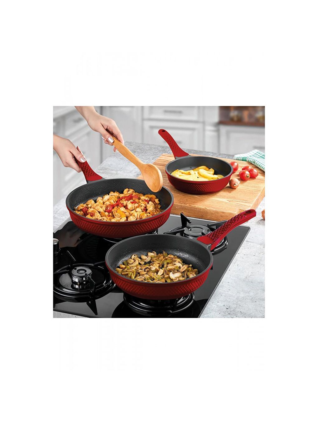 Renksiz Kuvars 3 Parça Kırmızı 20+24+28 cm Döküm Tava Seti