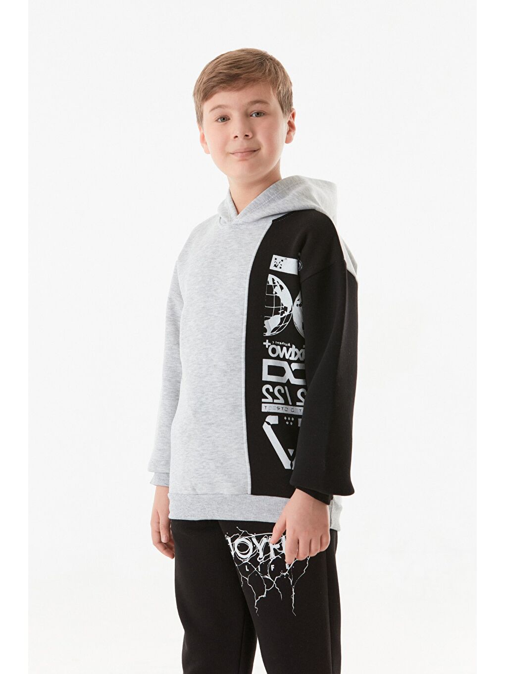 Gri 3 İplik Renk Bloklu Kapüşonlu Erkek Çocuk Sweatshirt-1