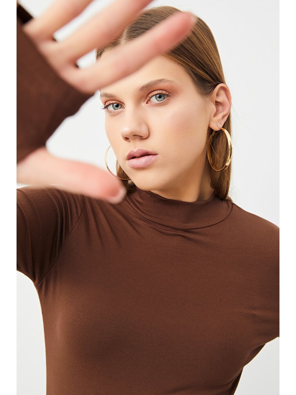 Kadın Siyah Acı Kahve 2'li Parmak Detaylı Body-6