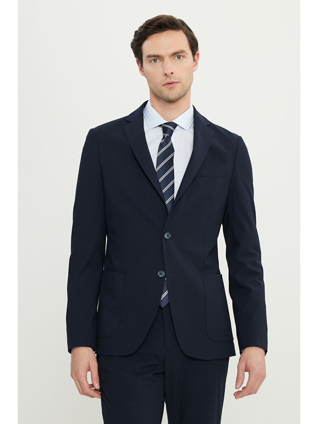 Erkek Lacivert Slim Fit Dar Kesim Mono Yaka Gofre Desenli Torba Cepli Takım Elbise-1