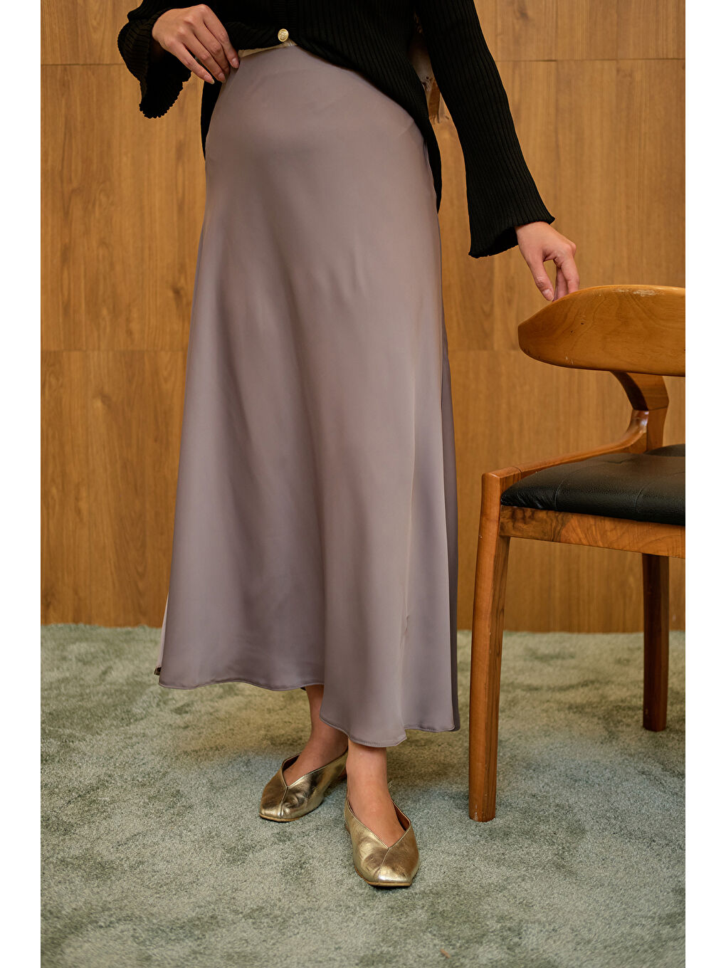 Bej Kadın Saten Etek Taş-1