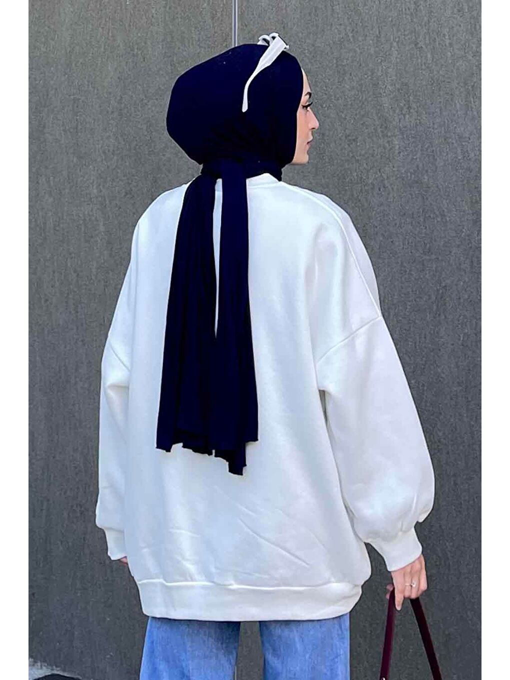 Jasmin Bisiklet Yaka Oversize Sweat Beyaz-3