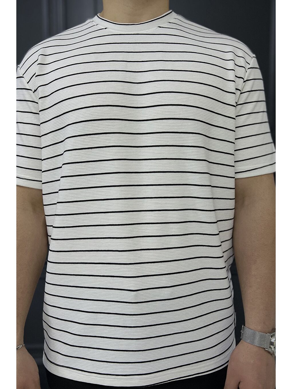 Ekru Erkek Çizgi Desenli Bisiklet Yaka Elastanlı Tişört-3